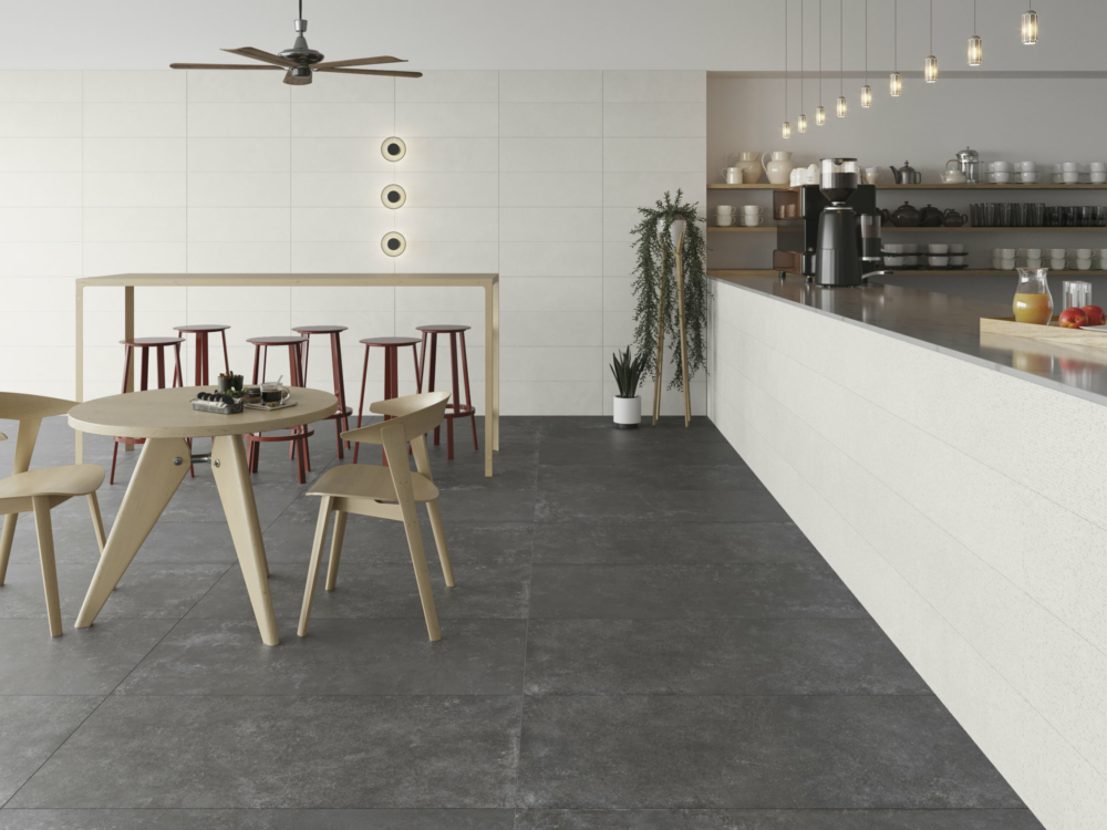 Salle à manger avec béton ciré noir