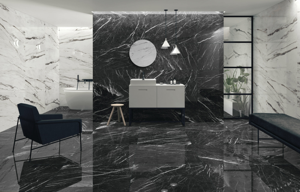 MARQUINA-BLACK-90X90EP_MARQUINA-BLACK-60X120EP_STATUARIO-PLUS-60X120EP_AMB_SZ1 Salle de bain imitation marbre