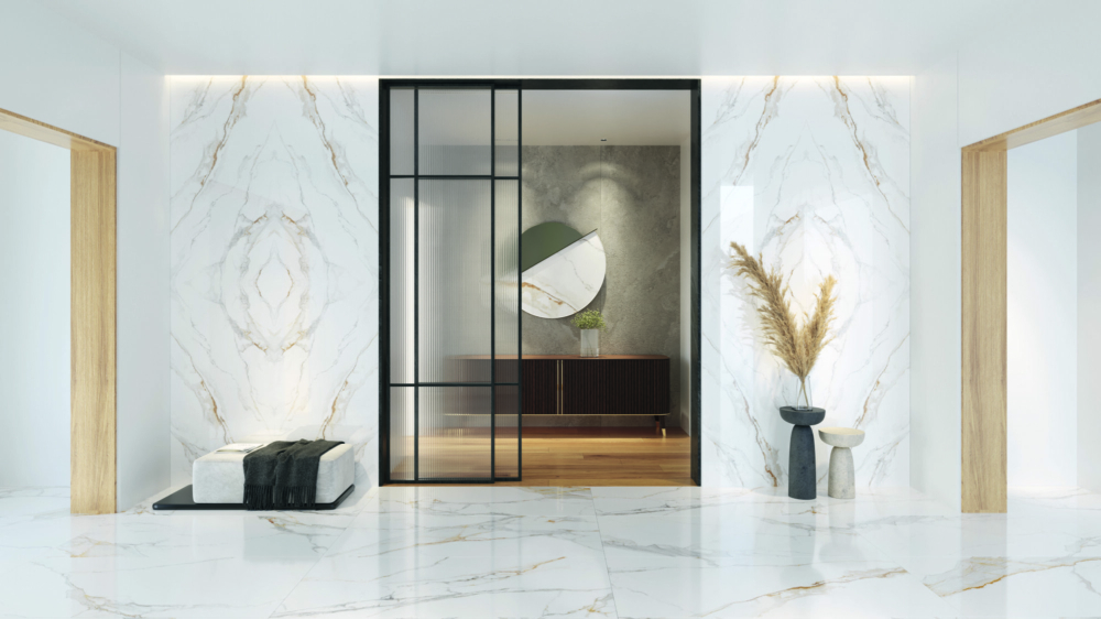 Salle avec sol en grand format blanc