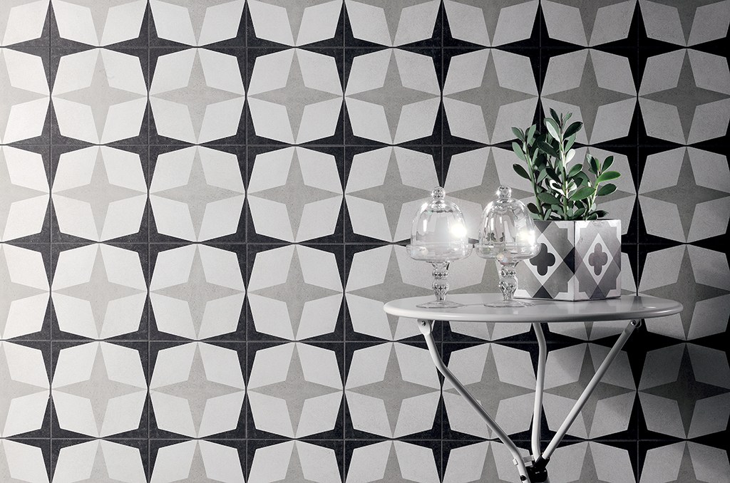 Mur en carreaux de ciment noir et blanc à motif étoile
